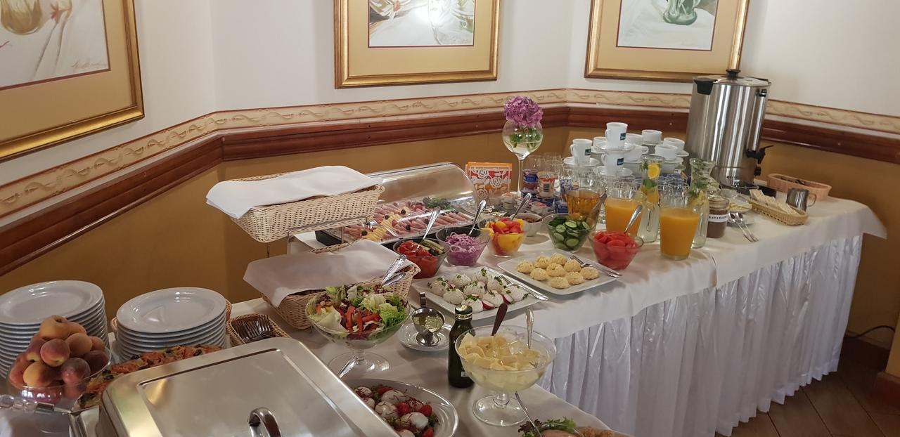 بوتسك Pokoje De Luxe Figaro المظهر الخارجي الصورة